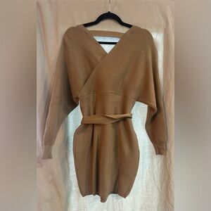 CHERFLY Fitted Sweater Dress w Belt. Gently Loved, Size M